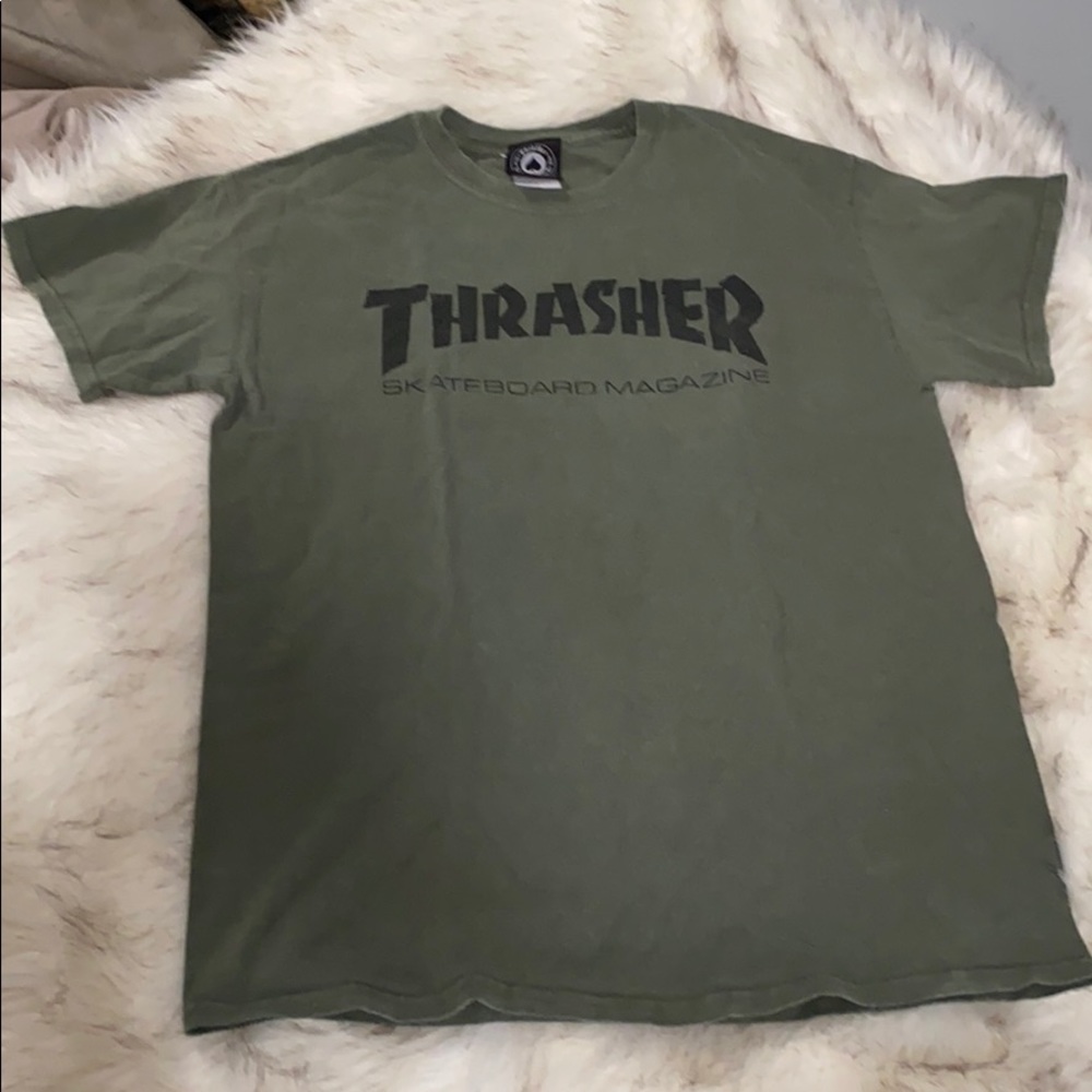 THRASHER Women’s street wear t-shirt (medium)